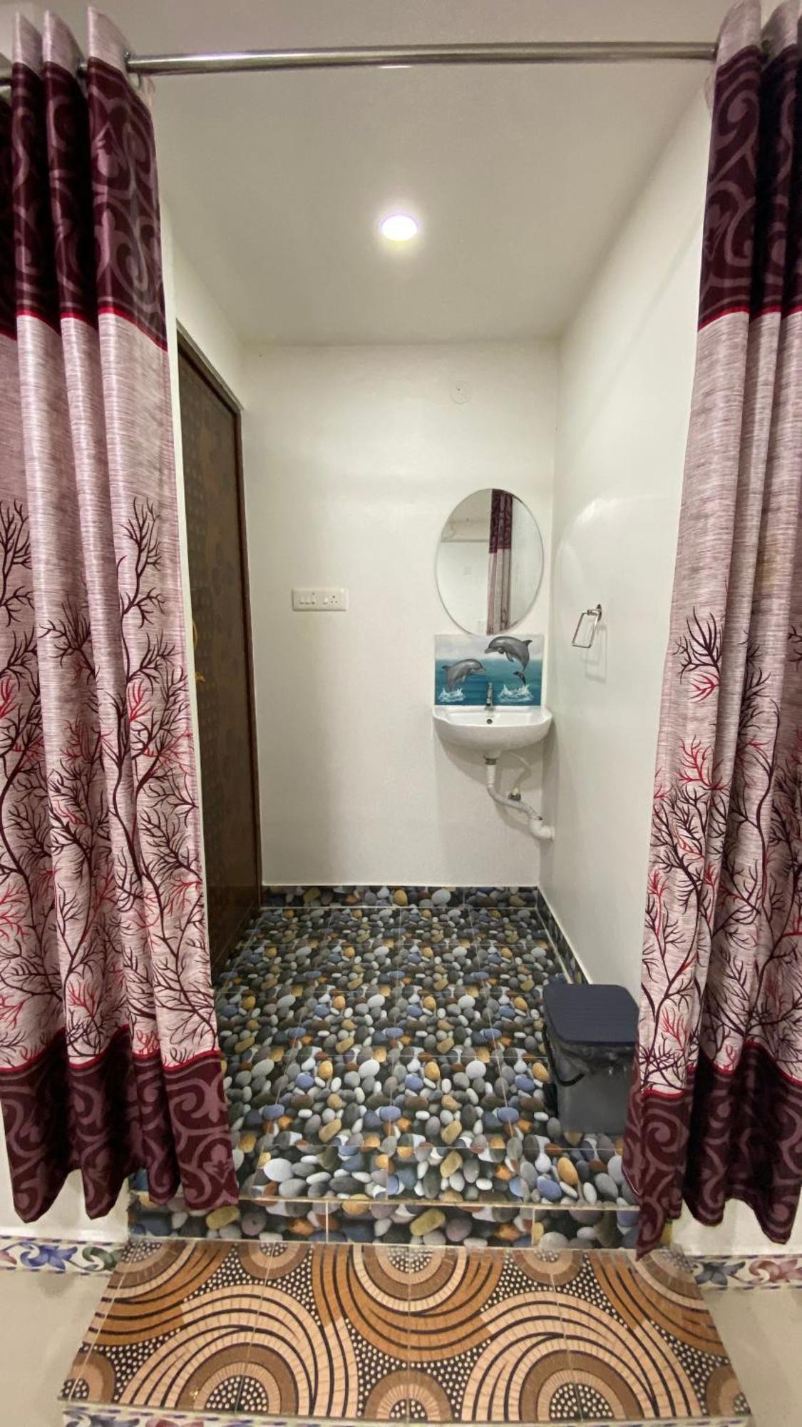 Hotel Kavieya Residency Pūrnānkuppam Zewnętrze zdjęcie