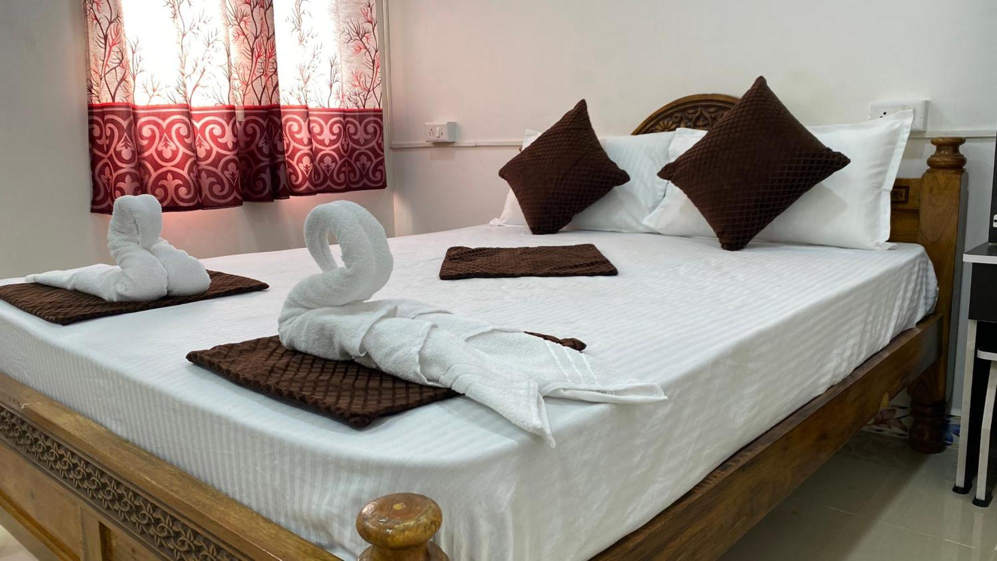 Hotel Kavieya Residency Pūrnānkuppam Zewnętrze zdjęcie